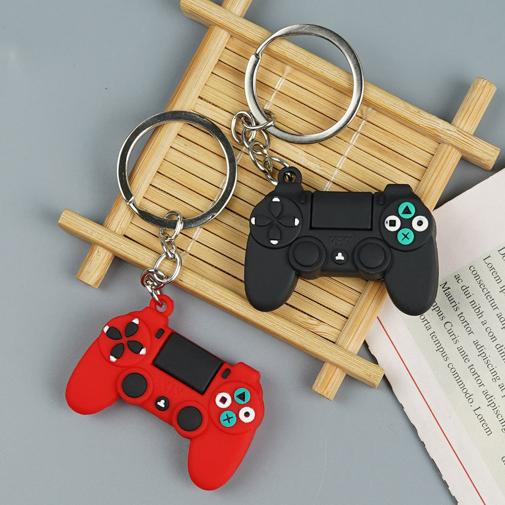 Retro Gaming Keychain - 新しい PVC キーホルダー個別のゲーム機キーリングミニ漫画ゲームパッドジョイスティックペンダント少年通学装飾品誕生日ギフト