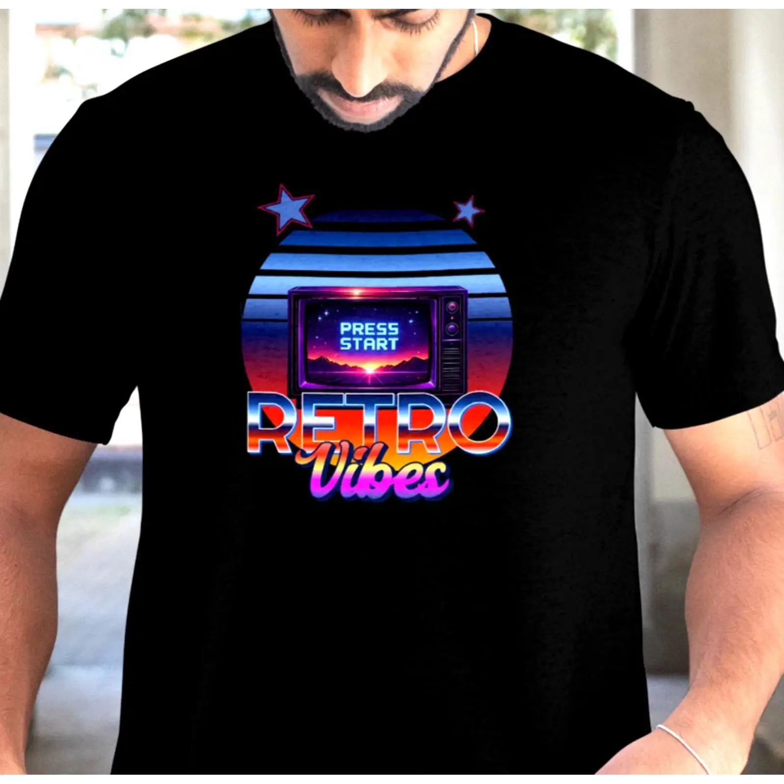 Retro Gaming Vibe - レトロゲーミングネオンTシャツ 80年代 90年代 クラシックな雰囲気スタイル プレススタート ヴィンテージ