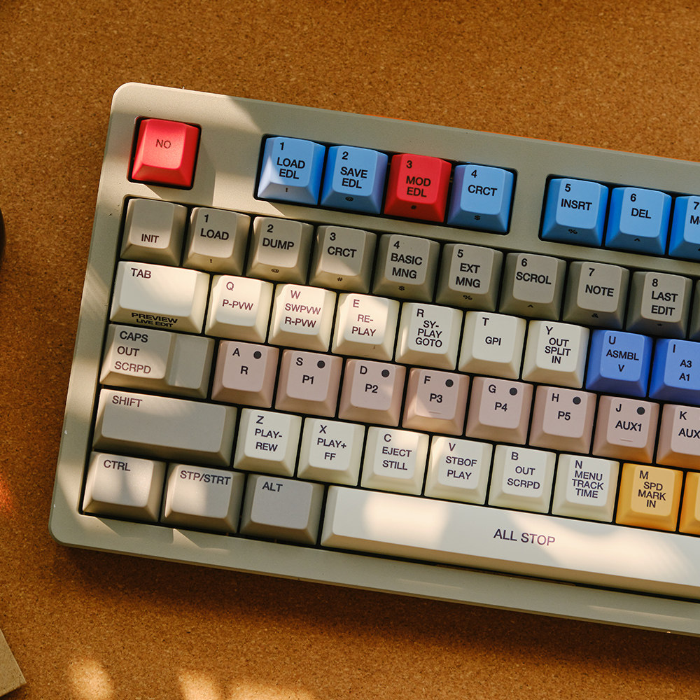 FBB キーキャップ S9000 レトロスタイルチェリーメカ - Retro Gaming Keycaps のレビューと価格