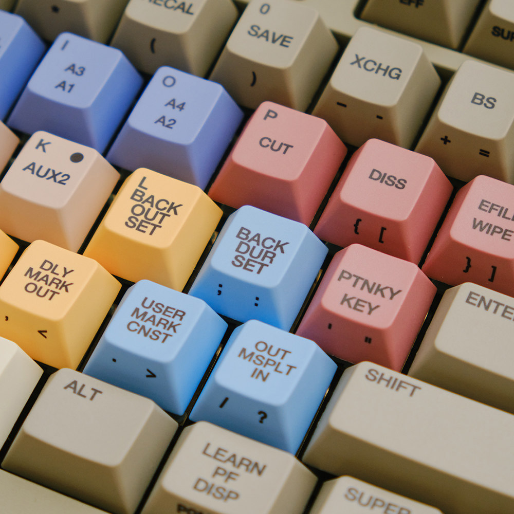 FBB キーキャップ S9000 レトロスタイルチェリーメカ - Retro Gaming Keycaps のレビューと価格