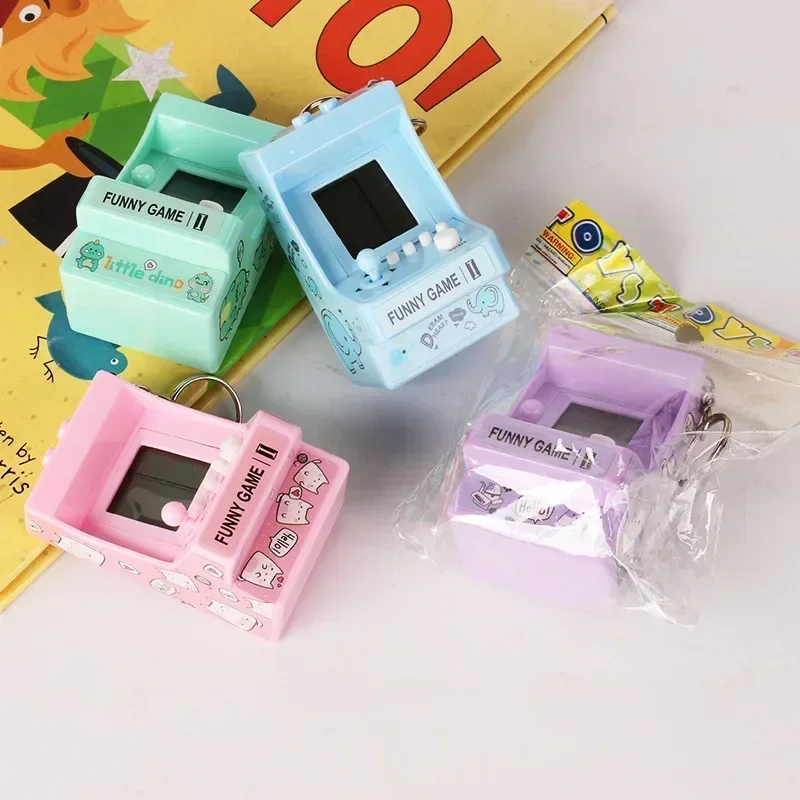 子供のためのミニポケット電子ハンドヘルドコンソール,ポータブ - Retro Gaming Keychain のレビューと価格