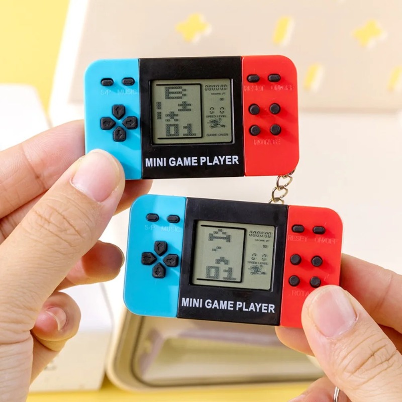 レトロクラシックテトリスゲームハンドヘルド電子ゲームコンソー - Retro Gaming Keychain のレビューと価格