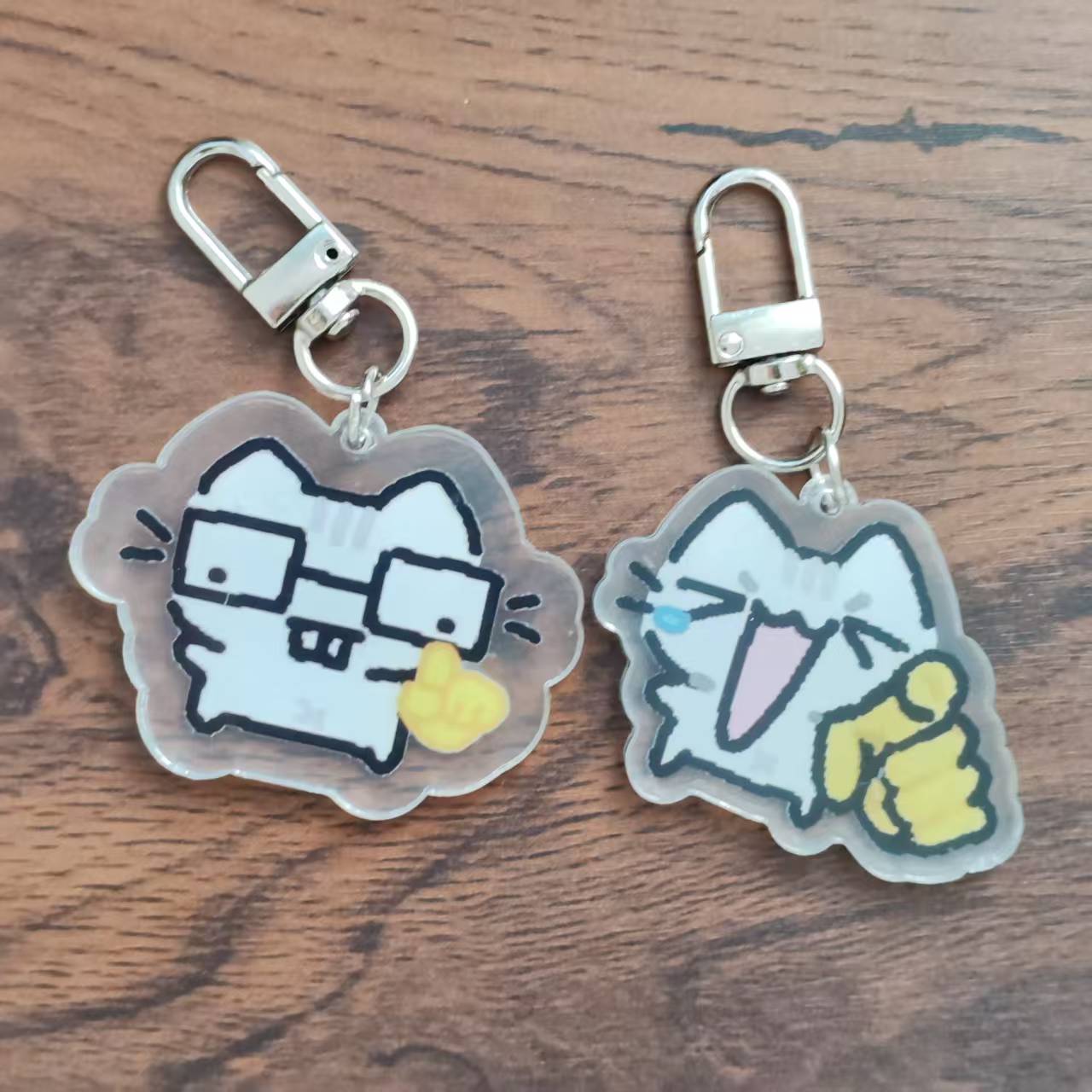 2D フラットピクセル猫キーホルダー - レトロゲームの雰囲 - Retro Gaming Keychain のレビューと価格